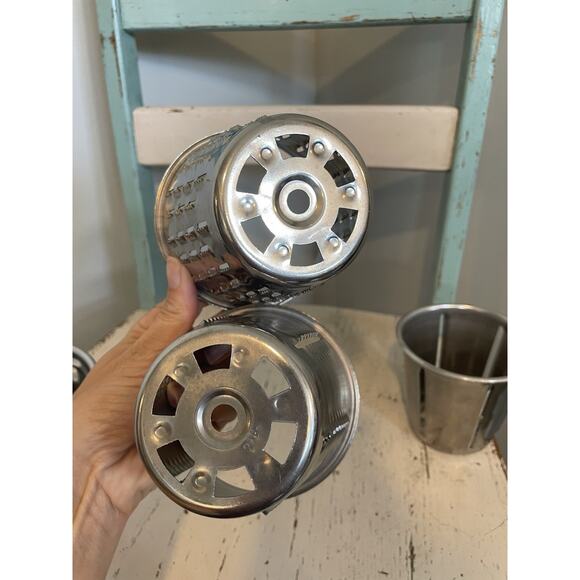 Townecraft Chef's Ware Manual Food Processor 4 Cones Vintage Suction Base - Picture 9 of 10